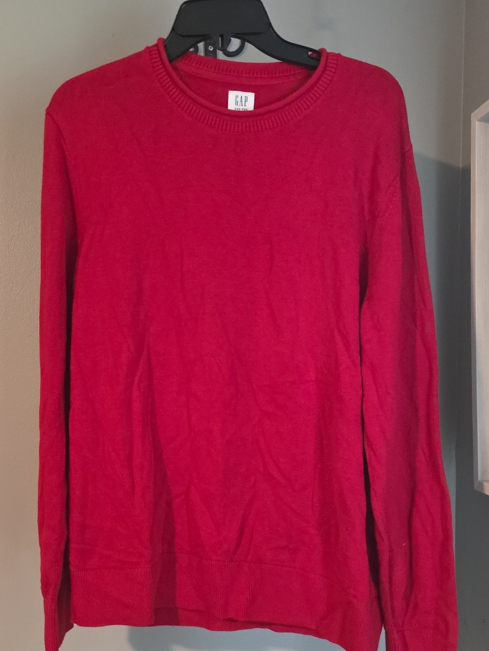 GAP Men's Red Crewneck Sweater Size Large